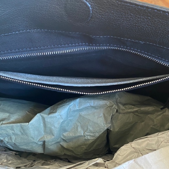 NWT All Saints Vincent tote *Brand New * - Picture 9 of 15